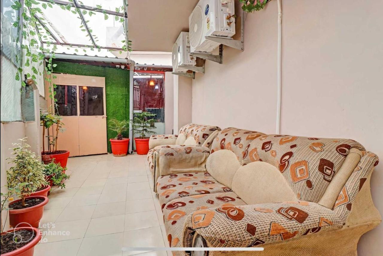 Hotel O Bottom Inn Dehradun Exterior photo